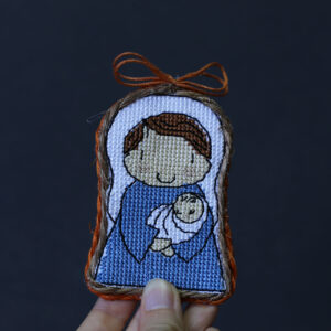 Іграшка новорічна вишита 88