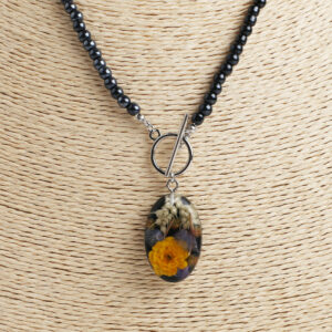 Кулон-намисто "Загадкові квіти"