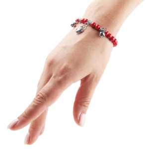Браслет з коралу, з підвісками