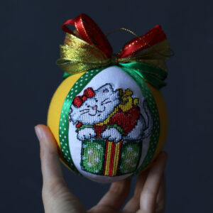 Іграшка новорічна вишита 76