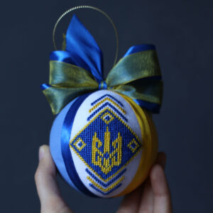 Іграшка новорічна вишита 51