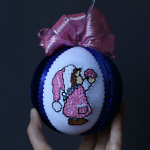 Іграшка новорічна вишита 68