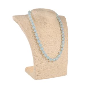 Намисто з місячного каменю