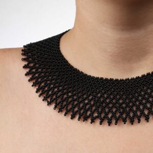 Силянка з бісеру чорна